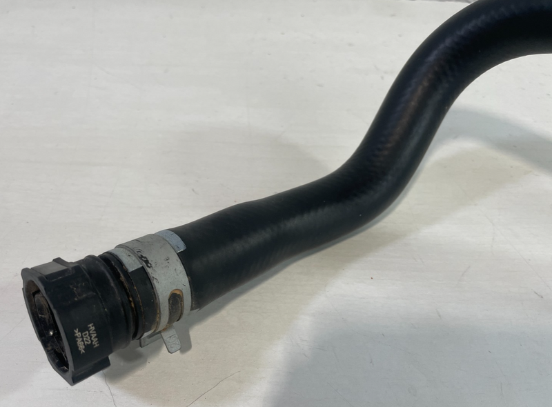 Load image into Gallery viewer, 22 - 24 HYUNDAI TUCSON SANTA CRUZ HVAC A/C HEATER INLET WATER HOSE 2.5L # 105064