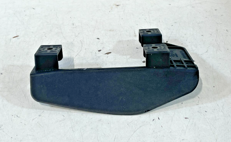 Load image into Gallery viewer, 20-22 HYUNDAI PALISADE REAR LEFT BLIND SPOT RADAR SENSOR MODULE BRACKET # 99160