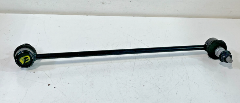 Load image into Gallery viewer, HYUNDAI SANTA FE PALISADE FRONT LH OR RH STABILIZER SWAY BAR END LINK # 102204