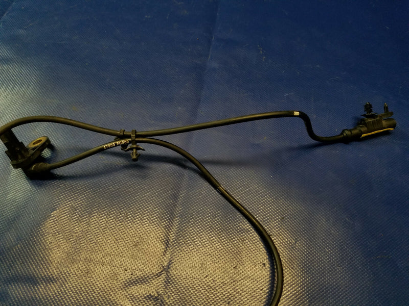 Load image into Gallery viewer, INFINITI G25 G35 G37 M35 M45 Q40 SEDAN REAR ABS WHEEL SPEED SENSOR PAIR # 51685