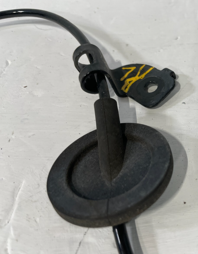 Load image into Gallery viewer, 2021 - 2025 HYUNDAI ELANTRA REAR LEFT DRIVER SIDE ABS WHEEL SPEED SENSOR # 89299