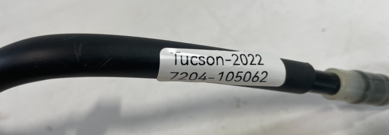 Load image into Gallery viewer, 22-23 HYUNDAI TUCSON SONATA ENGINE FUEL RAIL LOW PRESSURE TUBE PIPE 2.5L #105062