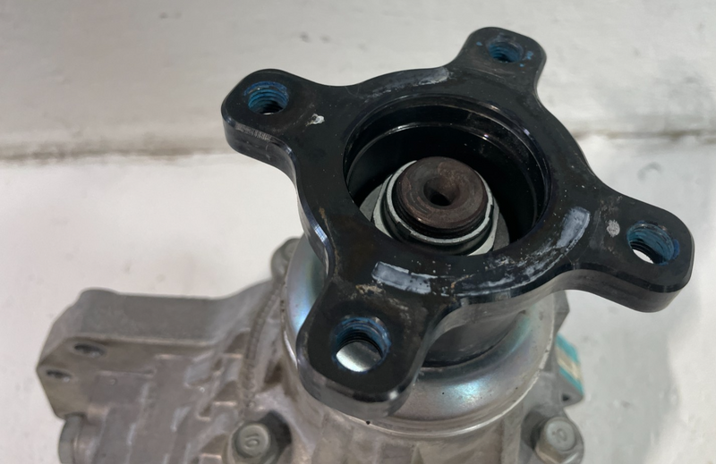 Load image into Gallery viewer, 21-25 HYUNDAI TUCSON AWD AUTO TRANSMISSION TRANSFER CASE 43K MILES 2.5L # 104892