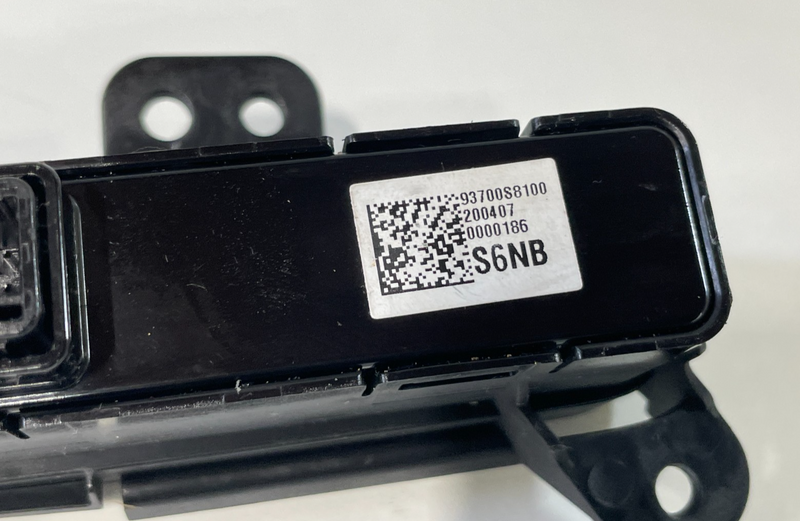Load image into Gallery viewer, 2020-22 HYUNDAI PALISADE DASH RHEOSTAT DIMMER & TRUNK & TRACTION SWITCH # 101328