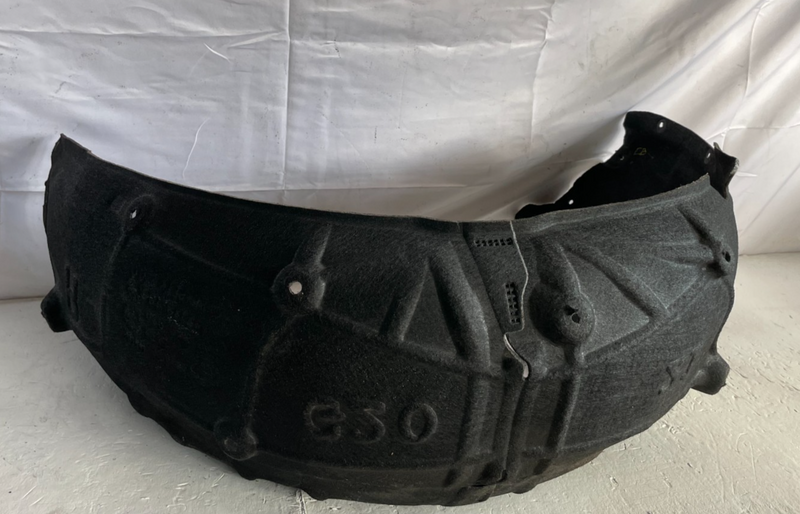 Load image into Gallery viewer, 2019-2025 BMW 330i 330e REAR RIGHT SIDE QUARTER WHEELHOUSE LINER SHIELD # 106324