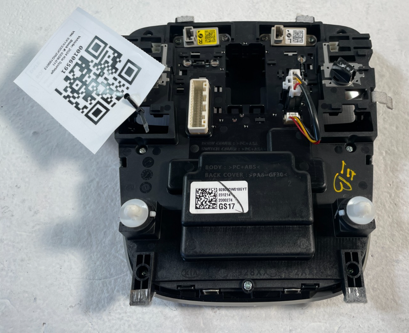 Load image into Gallery viewer, 2023-2025 KIA SPORTAGE INTERIOR FRONT OVERHEAD ROOF MAP DOME LIGHT LAMP # 106591