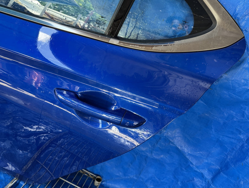 Load image into Gallery viewer, GENESIS G70 REAR LEFT DRIVER SIDE DOOR ASSEMBLY BLUE (PS5) 19-25 # NB2-DRS1840