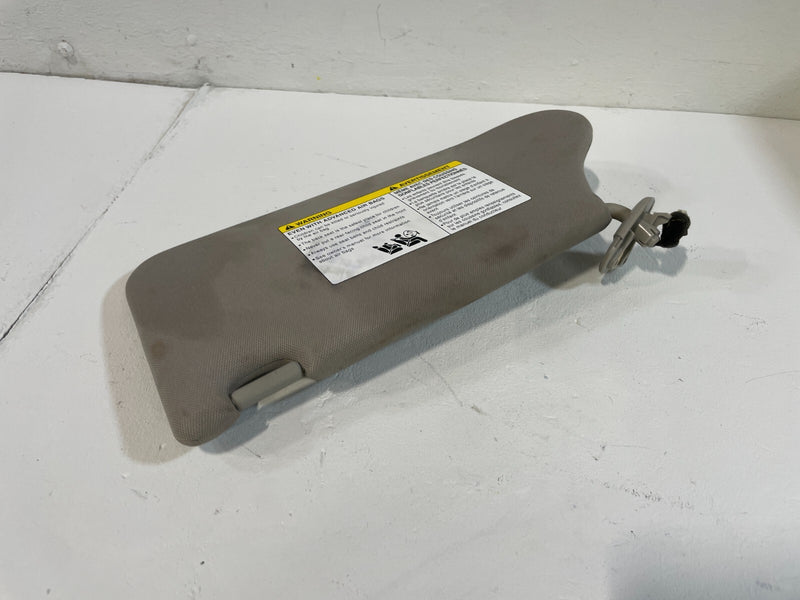 Load image into Gallery viewer, 2016 - 2023 NISSAN MAXIMA FRONT RIGHT PASSENGER SIDE SUNVISOR SUN VISOR # 86677