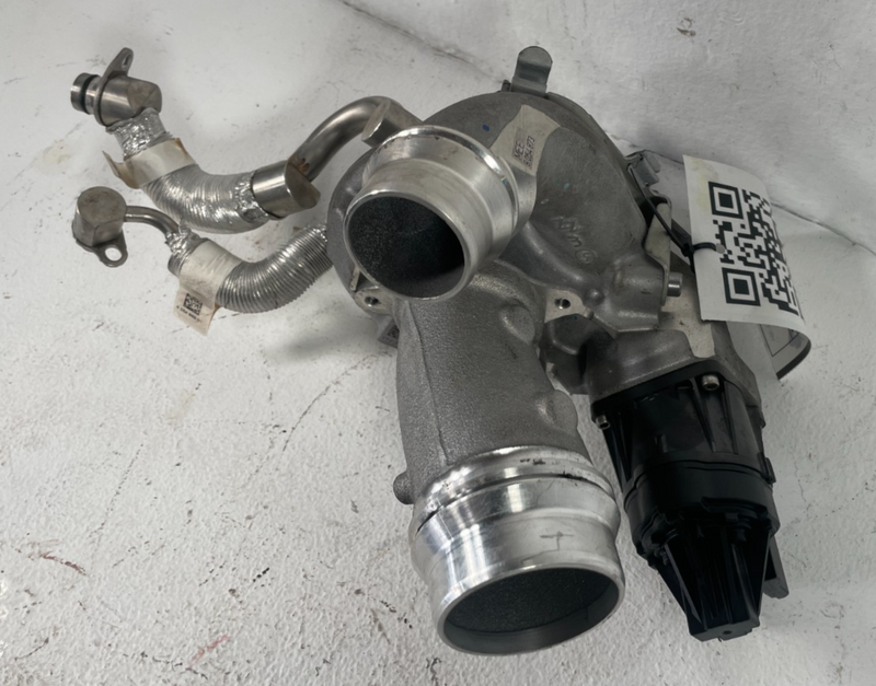 Load image into Gallery viewer, 20-25 BMW G82 M4 M3 M2 X4 X3 ENGINE TURBO CHARGER TURBOCHARGER ASSEMBLY #105760