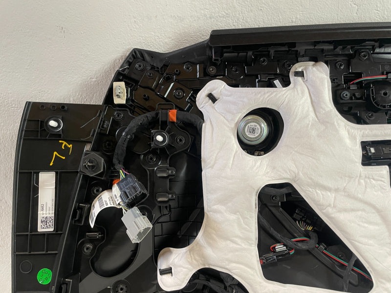 Load image into Gallery viewer, 2020 - 2024 CADILLAC CT5 FRONT LEFT DRIVER SIDE DOOR COVER TRIM PANEL # 104986