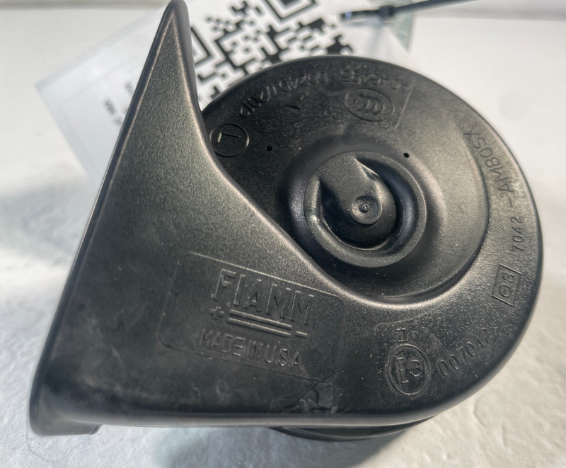 Load image into Gallery viewer, 2019 - 2021 INFINITI QX50 LOW PITCH HORN SIGNAL ALARM 25620-5NA0A # 106491