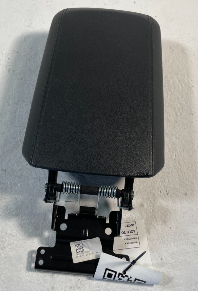 Load image into Gallery viewer, 2023 - 2025 KIA SPORTAGE CENTER CONSOLE ARMREST LID TRIM COVER 2.5L # 106632