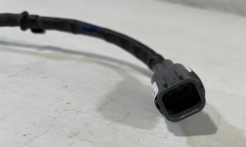 Load image into Gallery viewer, 2020-2025 HYUNDAI PALISADE REAR LEFT LOWER EXHAUST LAMBDA O2 SENSOR 3.8L #104746