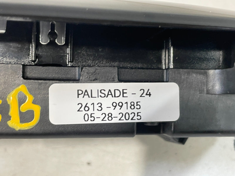 Load image into Gallery viewer, 20-25 HYUNDAI PALISADE INTERIOR FRONT OVERHEAD ROOF MAP DOME LIGHT LAMP # 99185