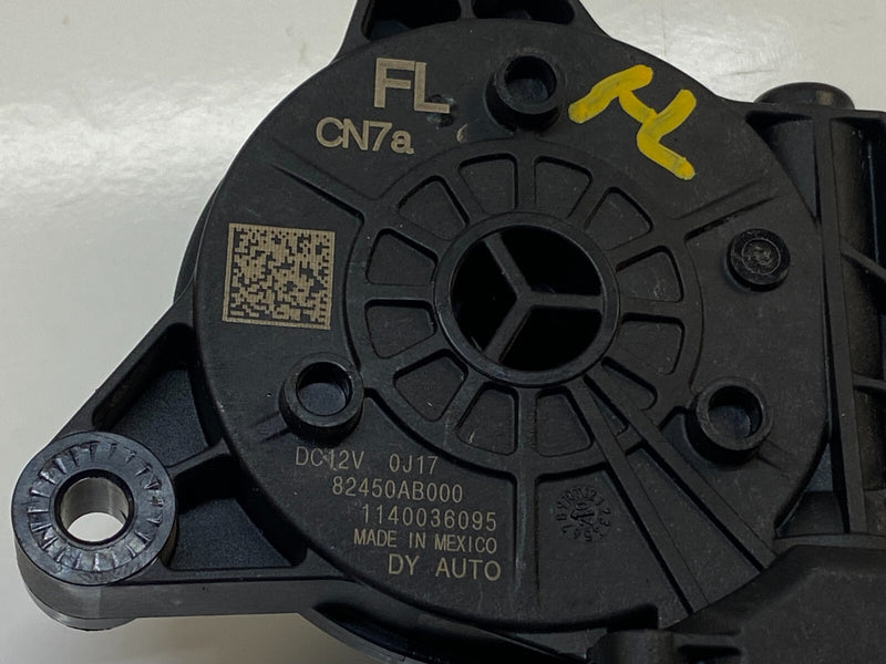 Load image into Gallery viewer, 2021-2023 HYUNDAI ELANTRA FRONT LEFT SIDE DOOR WINDOW REGULATOR MOTOR # 78696