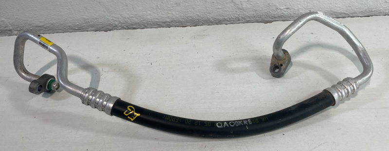 Load image into Gallery viewer, 22-25 HYUNDAI TUCSON A/C AIR CONDITIONING DISCHARGE HOSE TUBE LINE 2.5L # 105060