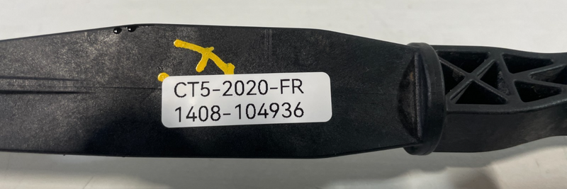 Load image into Gallery viewer, 20-26 CADILLAC CT5 FRONT RIGHT SIDE ANTI ROLL STABILIZER SWAY BAR LINK # 104936