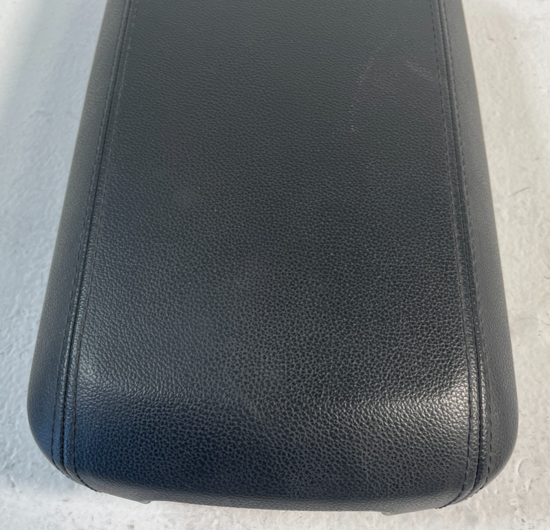Load image into Gallery viewer, 2023 - 2025 KIA SPORTAGE CENTER CONSOLE ARMREST LID TRIM COVER 2.5L # 106632