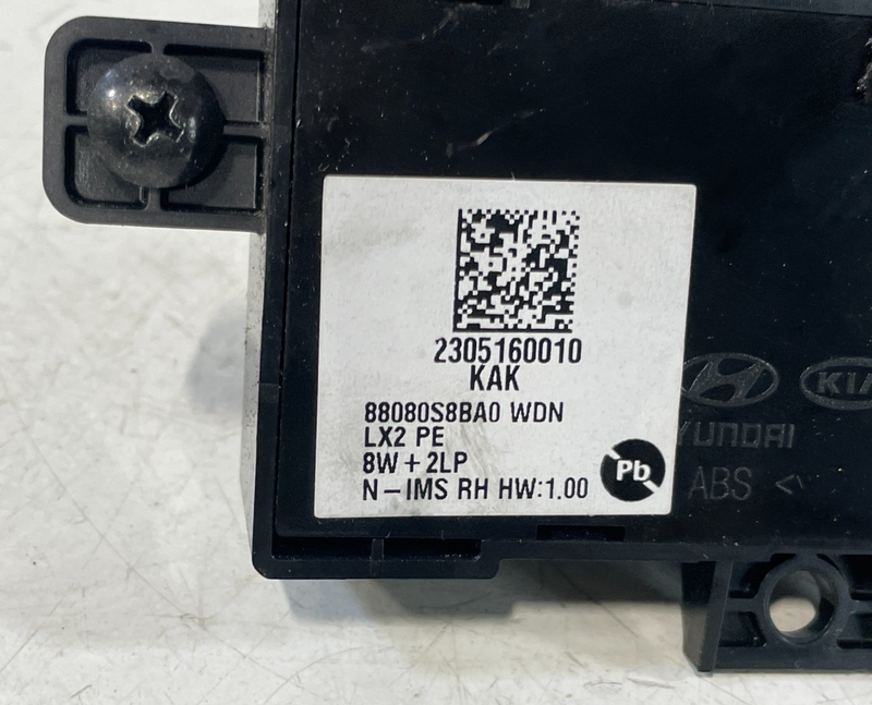 Load image into Gallery viewer, 23-25 HYUNDAI PALISADE FRONT RIGHT PASSENGER SIDE SEAT ADJUSTMENT SWITCH #103308
