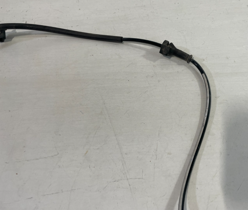 Load image into Gallery viewer, 2022-2025 HYUNDAI TUCSON FRONT LEFT DRIVER SIDE ABS WHEEL SPEED SENSOR # 105039