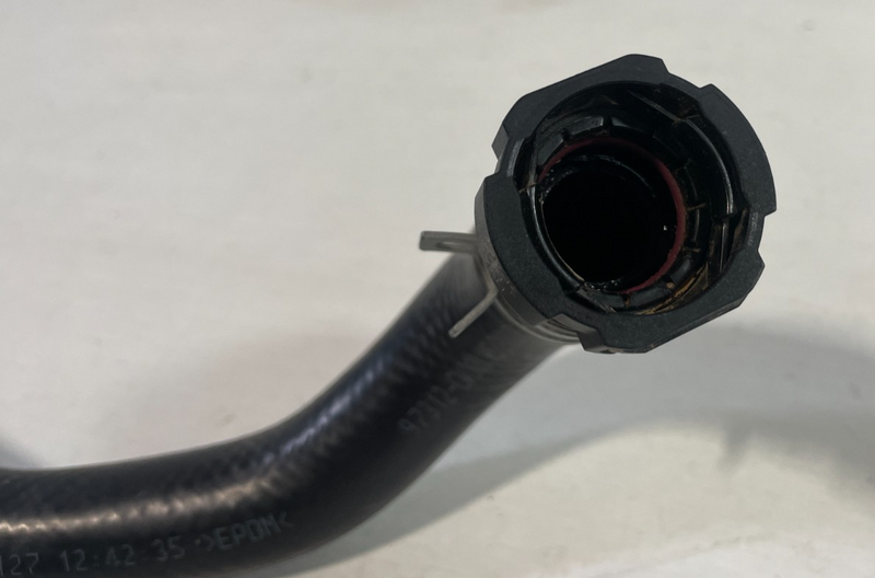 Load image into Gallery viewer, 22-24 HYUNDAI TUCSON SANTA CRUZ HVAC A/C HEATER OUTLET WATER HOSE 2.5L # 105059