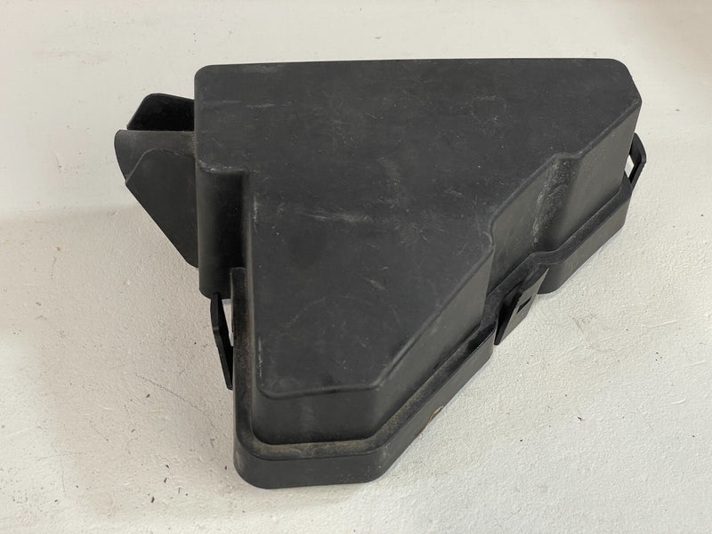 Load image into Gallery viewer, 2019-2022 INFINITI QX50 ENGINE FUSE RELAY JUNCTION BOX LID COVER 2.0L # 85680