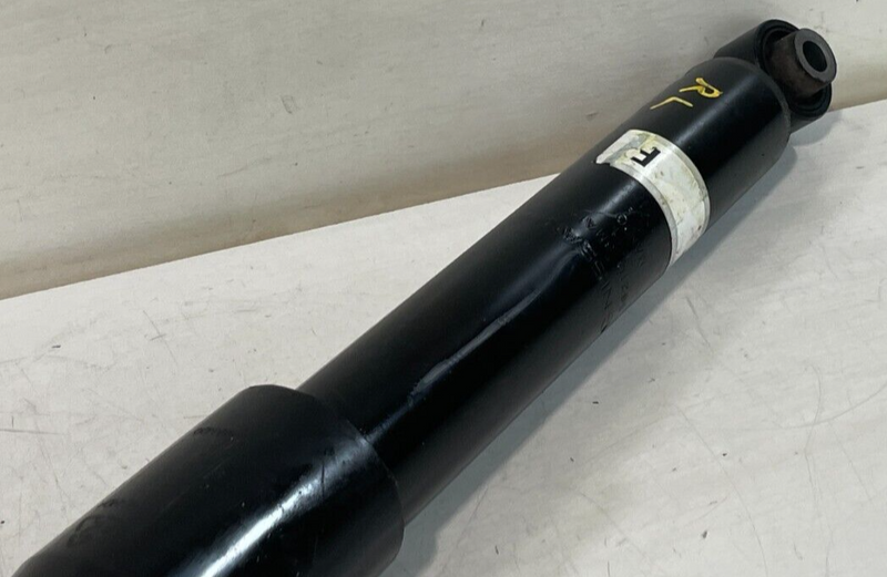 Load image into Gallery viewer, 17-23 NISSAN ROGUE SPORT QASHQAI REAR LEFT OR RIGHT SHOCK STRUT ABSORBER # 91600