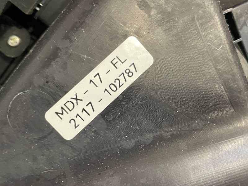 Load image into Gallery viewer, 2017-2020 ACURA MDX FRONT LEFT DRIVER SIDE INTERIOR DOOR TRIM PANEL # 102787