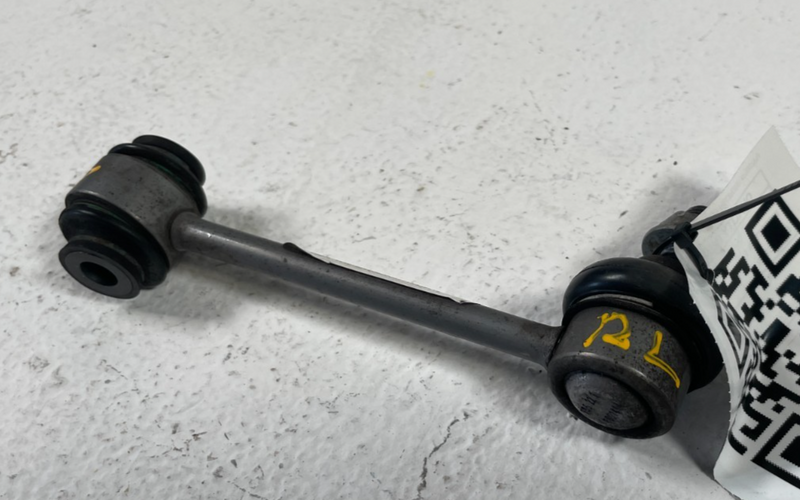 Load image into Gallery viewer, 2021-2025 BMW G82 M4 M3 M2 REAR LH OR RH STABILIZER SWAY BAR END LINK # 105625