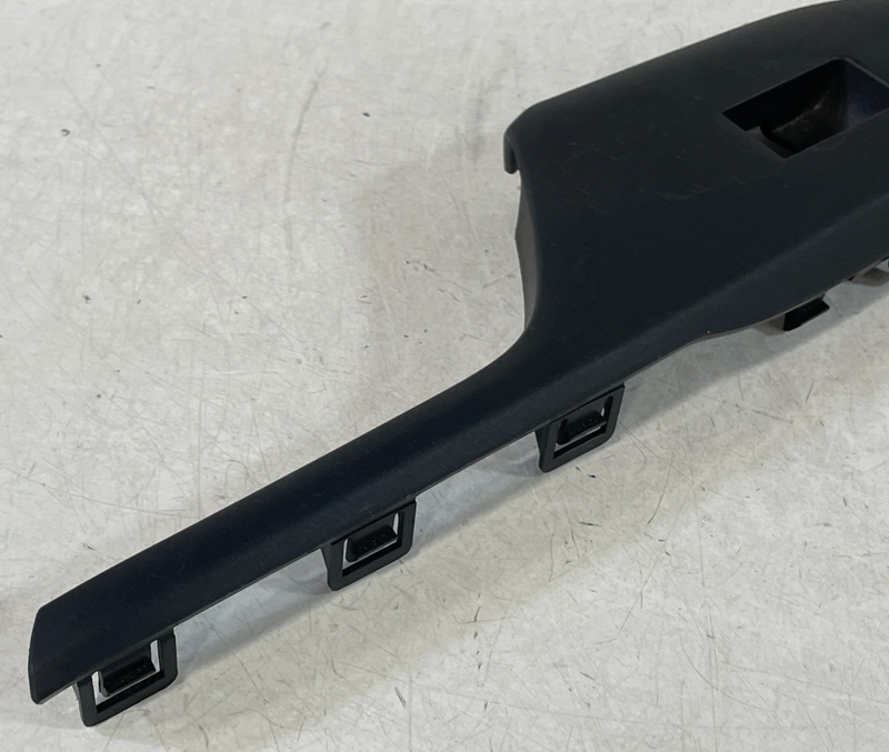 Load image into Gallery viewer, 16-22 HONDA CIVIC 19-21 INSIGHT REAR RIGHT SIDE DOOR WINDOW SWITCH BEZEL # 99522