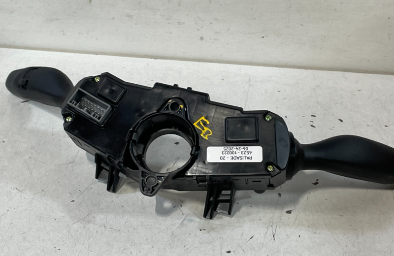 Load image into Gallery viewer, HYUNDAI PALISADE WIPER TURN SIGNAL HEADLIGHT COMBINATION COLUMN SWITCH # 100223
