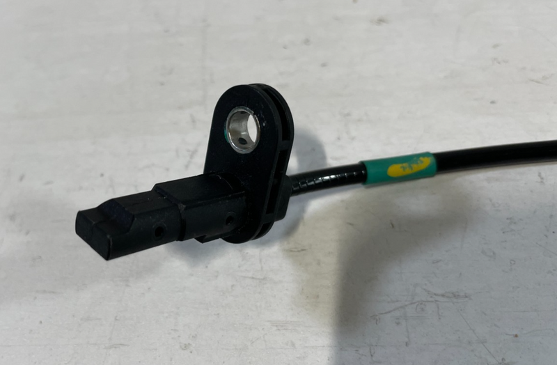 Load image into Gallery viewer, 20-25 HYUNDAI PALISADE FRONT LEFT DRIVER SIDE ABS WHEEL SPEED SENSOR #104694
