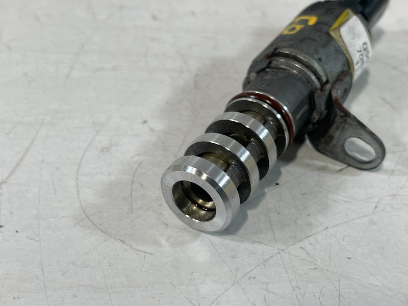 Load image into Gallery viewer, 2015 - 2019 INFINITI Q50 Q60 QX60 QX80 TIMING VARIABLE VALVE SOLENOID # 91932