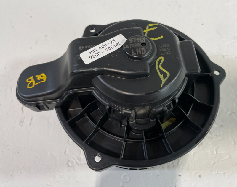 Load image into Gallery viewer, 2022-2025 HYUNDAI PALISADE FRONT DASH AC A/C HEATER BLOWER W/ FAN MOTOR # 105185