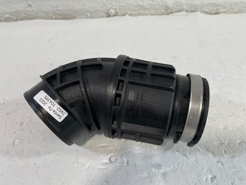 Load image into Gallery viewer, 2021 - 2025 HYUNDAI SANTA FE SANTA CRUZ ENGINE AIR INTAKE HOSE TUBE # 104395
