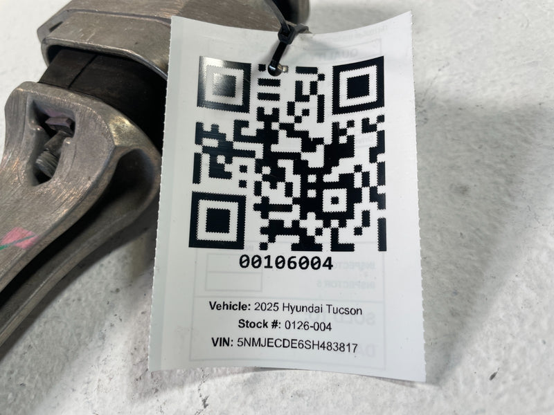 Load image into Gallery viewer, 22-25 HYUNDAI TUCSON SANTA CRUZ ENGINE MOTOR MOUNT TORQUE ARM ROLL ROD # 106004