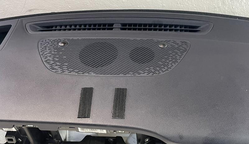 Load image into Gallery viewer, 2023-2025 HYUNDAI PALISADE INSTRUMENT PANEL PAD DASHBOARD ASSEMBLY # 104146