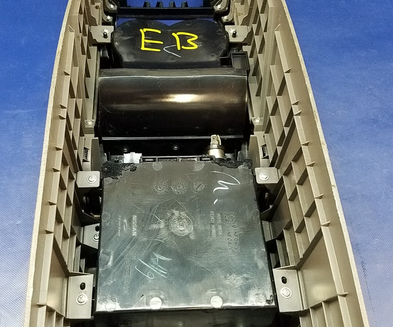 Load image into Gallery viewer, 12 - 15 INFINITI G37 Q60 Q40 CENTER CONSOLE STORAGE COMPARTMENT ASSEMBLY # 75131