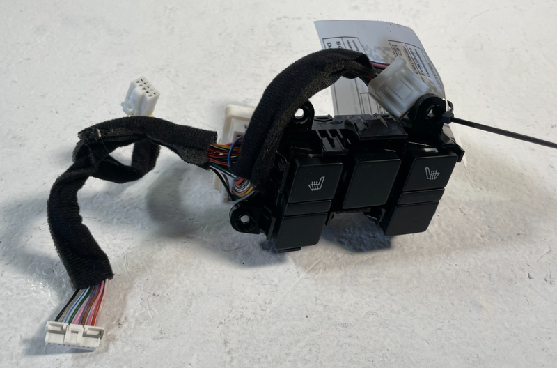 Load image into Gallery viewer, 23-25 KIA SPORTAGE FRONT CENTER CONSOLE SEAT HEATER CONTROL SWITCH 2.5L # 106595