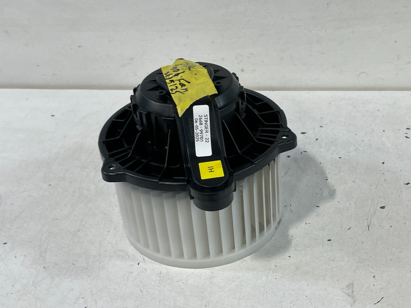 Load image into Gallery viewer, 2018 - 2023 KIA STINGER K900 AC A/C HEATER BLOWER W/ FAN MOTOR # 99701
