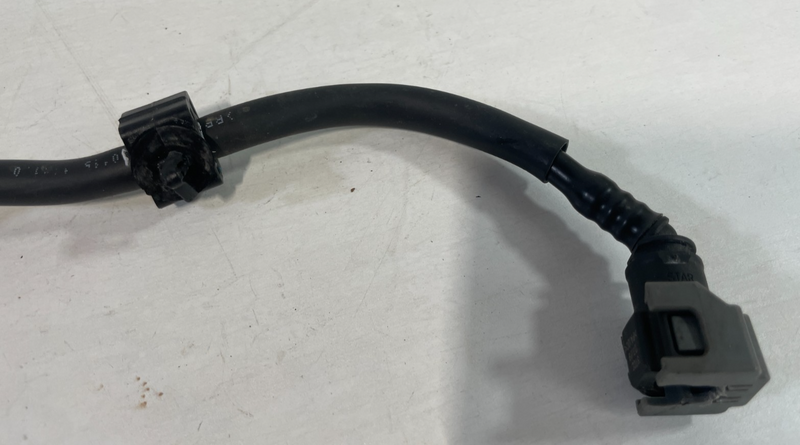 Load image into Gallery viewer, 22-23 HYUNDAI TUCSON SONATA ENGINE FUEL RAIL LOW PRESSURE TUBE PIPE 2.5L #105062