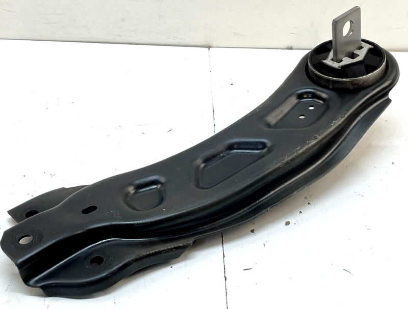 Load image into Gallery viewer, 2017 - 2019 INFINITI QX30 FWD REAR RIGHT SIDE TRAILING UPPER CONTROL ARM # 79430