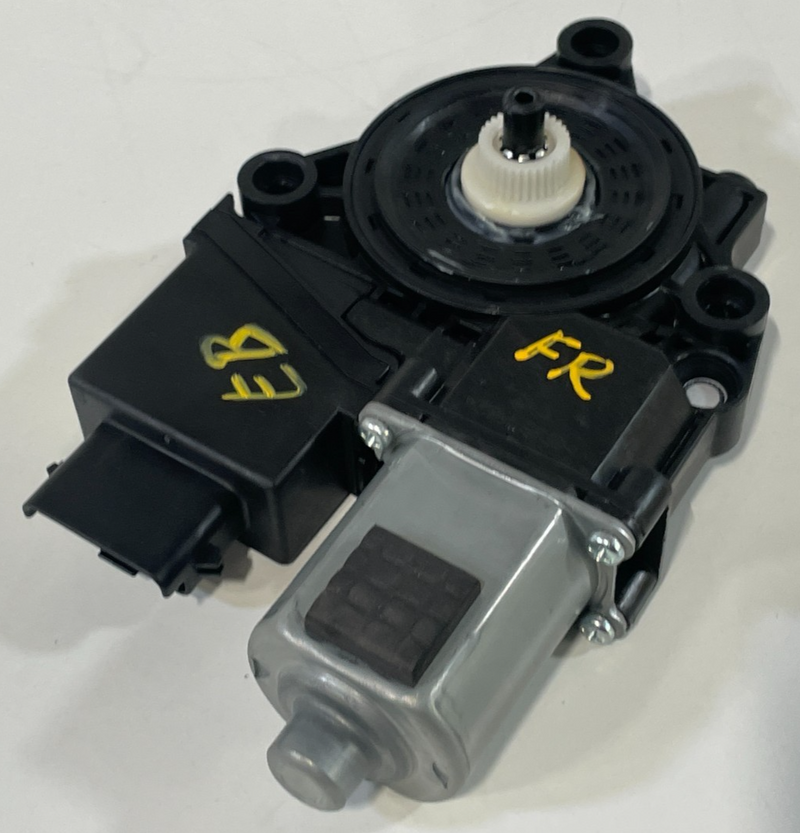 Load image into Gallery viewer, 2021-2023 HYUNDAI SANTA FE FRONT RIGHT SIDE DOOR POWER WINDOW MOTOR # 101415