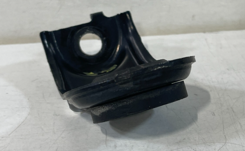Load image into Gallery viewer, 2016-2021 HONDA CIVIC LEFT DRIVER SIDE RADIATOR UPPER MOUNTING BRACKET # 91377