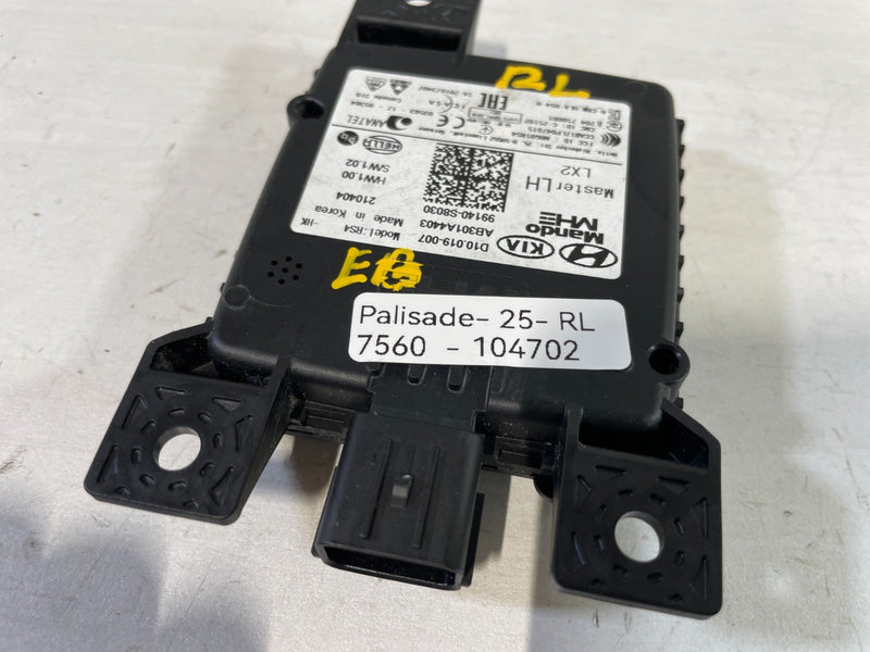 Load image into Gallery viewer, 20-22 HYUNDAI PALISADE REAR LEFT SIDE BLIND SPOT RADAR MODULE SENSOR # 104702