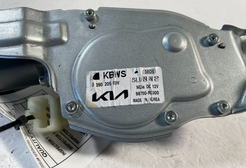 Load image into Gallery viewer, 2023 - 2025 KIA SPORTAGE REAR WINDSHIELD BACK GLASS WIPER MOTOR 2.5L # 106596