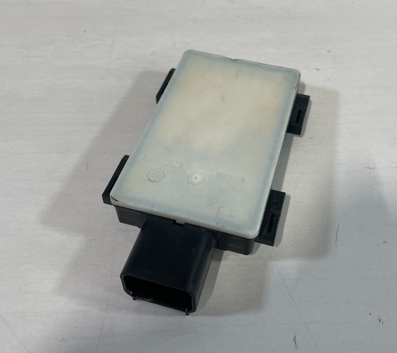Load image into Gallery viewer, 2021 - 2024 HYUNDAI PALISADE REAR LEFT BLIND SPOT RADAR MODULE SENSOR # 105115