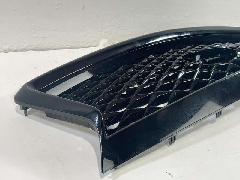 Load image into Gallery viewer, 2018-2020 INFINITI Q50 FRONT BUMPER UPPER GRILLE W/O EMBLEM 62310-6HH0A # 93919