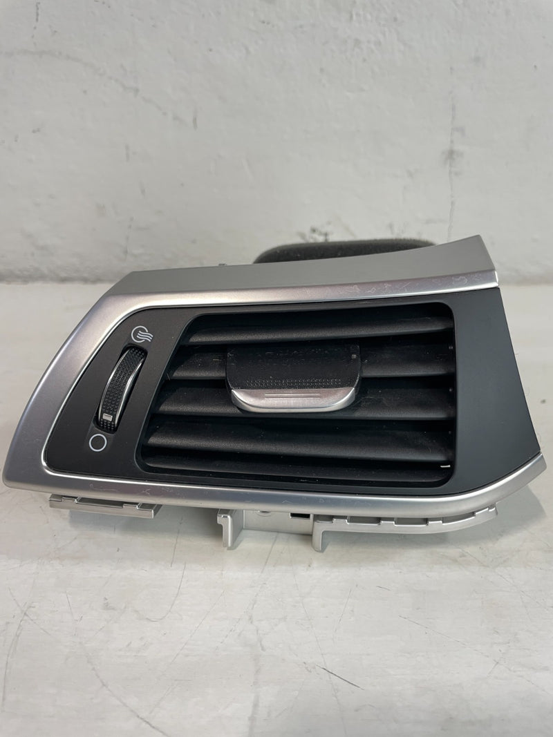 Load image into Gallery viewer, 2019-2025 GENESIS G70 FRONT LEFT DASH DASHBOARD AC AIR VENT GRILLE # 104245