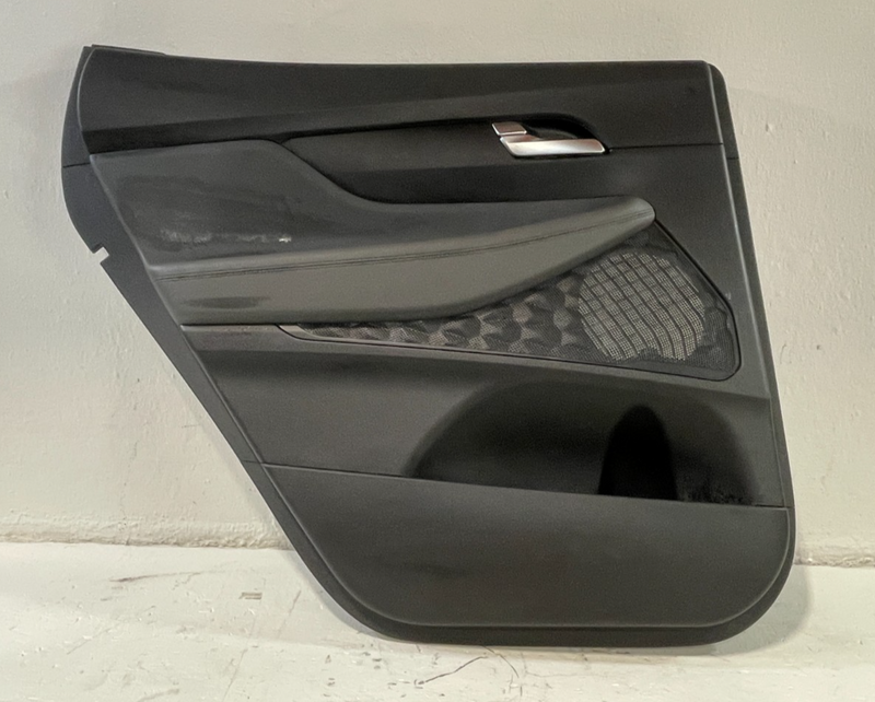 Load image into Gallery viewer, 2021-2023 HYUNDAI SANTA REAR LEFT DRIVER SIDE INTERIOR DOOR TRIM PANEL # 101937